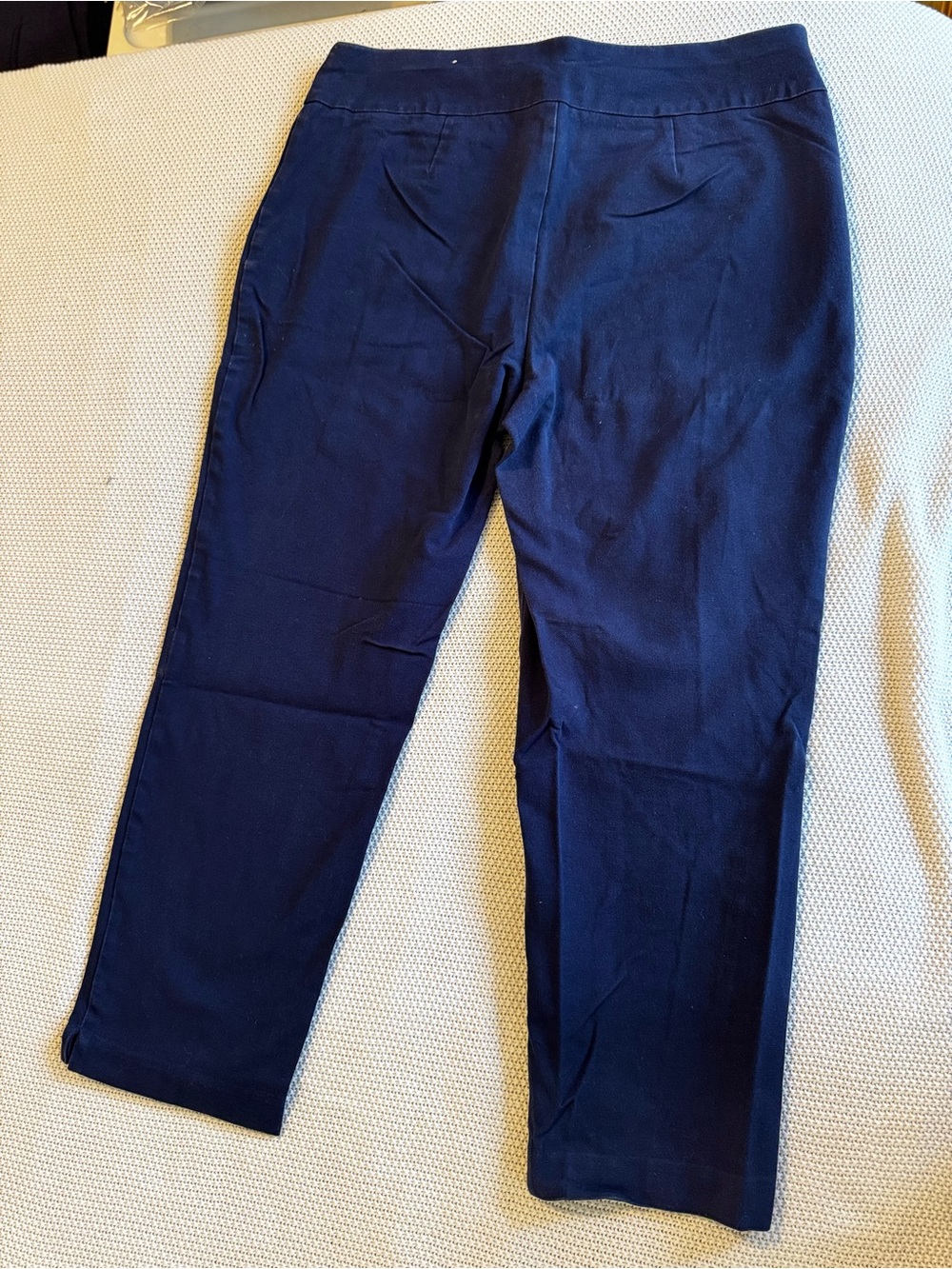 CHICO’S Fabulously Slimming Cotton Navy Blue Straight-Leg Ponte Pull-On Pants - Picture 6 of 12